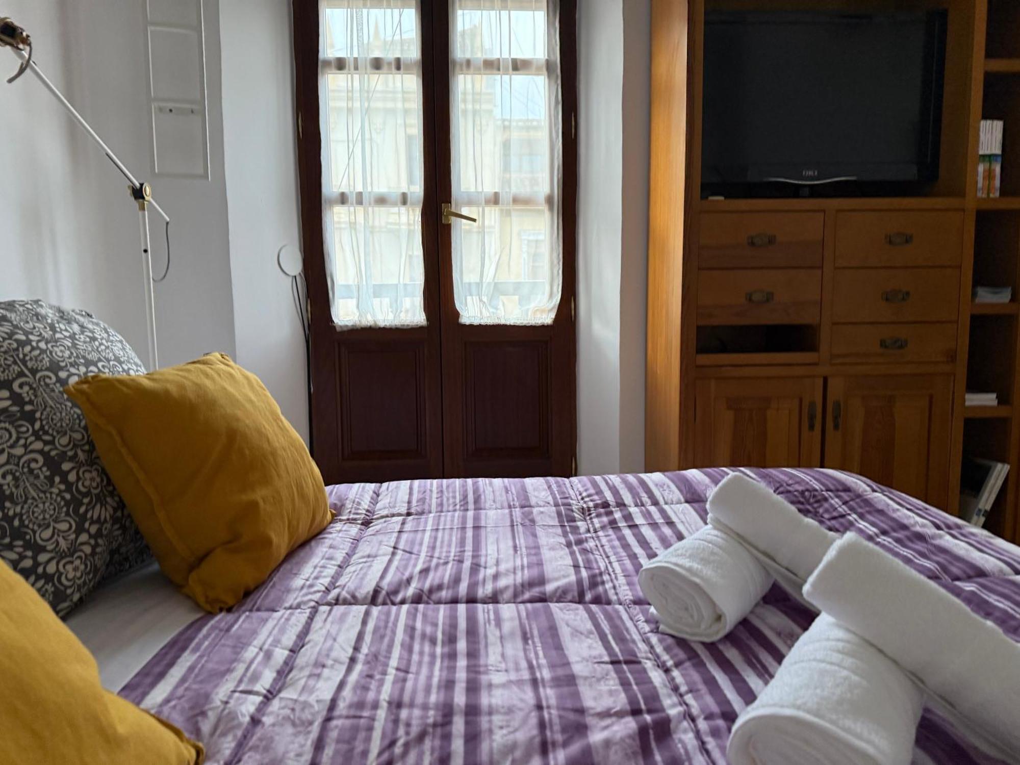 Cozy Studio 6 Min To Alhambra-2 Min To Cathedral Walking กรานาดา ภายนอก รูปภาพ